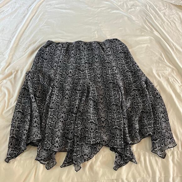 Vtg Y2K 2000s Black Snakeskin Asymmetrical Hem Skirt Sz L Punk Fairy Grunge - Picture 2 of 7